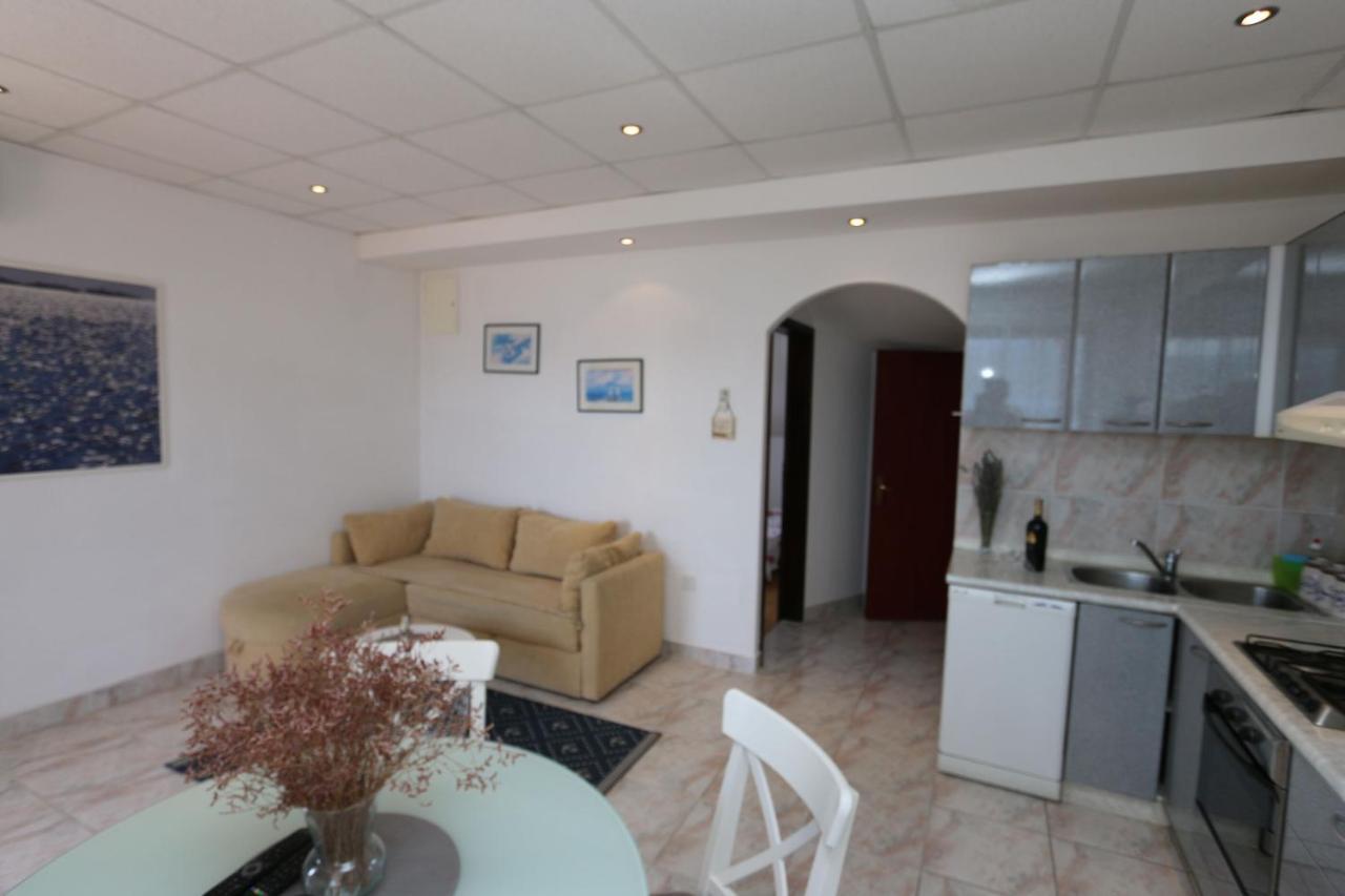 Apartment Lidija Šilo Dış mekan fotoğraf